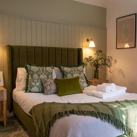 The Peacock Inn Chelsworth Экстерьер фото